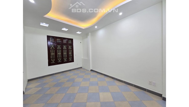 Bán nhà Thanh Xuân, Dân xây, Lô Góc, 50m2 – 5 tầng – 20 m ra mặt phố - Nhỉnh 6 tỷ